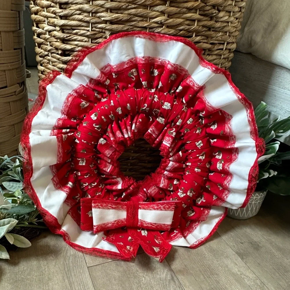 Vintage 1970s Christmas Holiday Wreath Handmade Red White Ruffled Swan Print